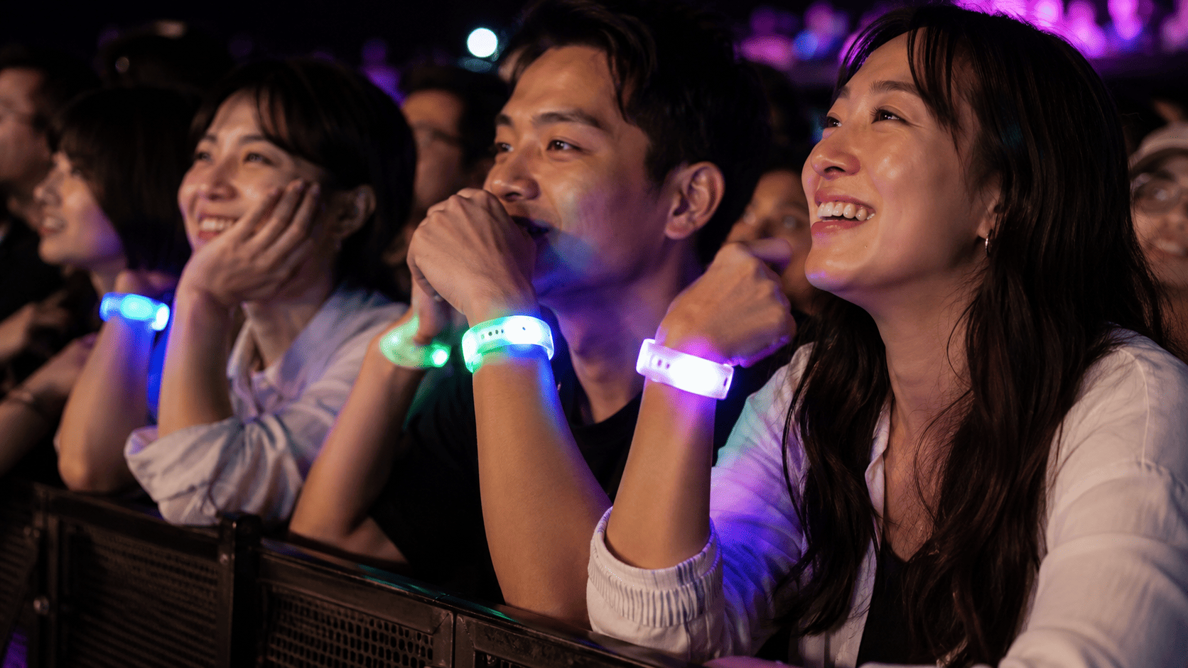 What Makes the Best LED Remote Control Wristband?