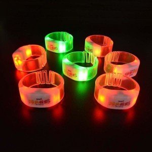 Party scene atmosphere active props 800 meters wireless remote control support logo custom led bracelet